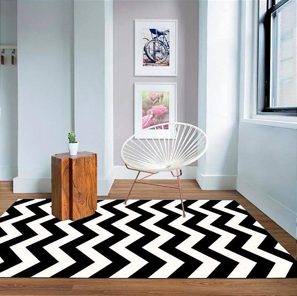 Tapete Chevron Sala e Quarto 1,00 X 1,40 Metros Antiderrapante Preto e Branco Casa Dona